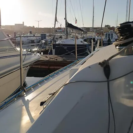 Hotel Barco A Vela Em Peniche - West Sailing Extérieur photo