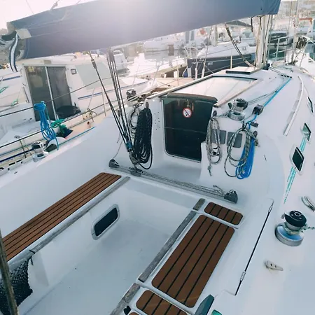 Hotel Barco A Vela Em Peniche - West Sailing Extérieur photo