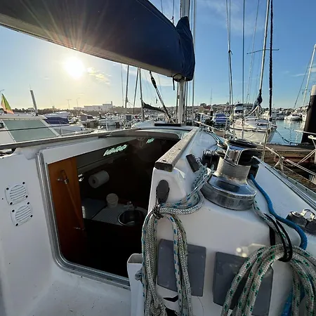 Hotel Barco A Vela Em Peniche - West Sailing Extérieur photo